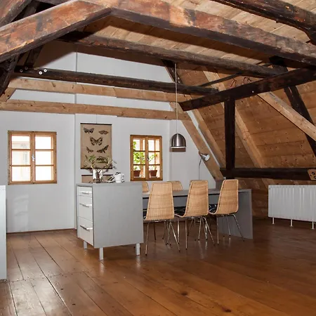Apartment Soukenicka 44 *